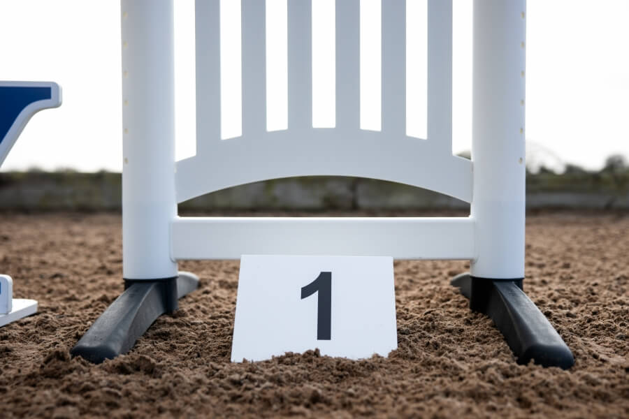 Photo produit Jeu de numéro posé au sol CSO